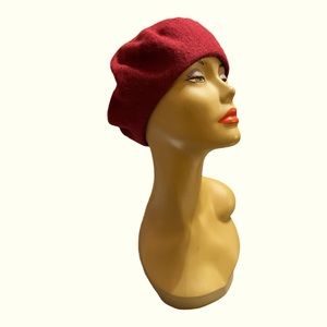Woman’s Wine Red Beret